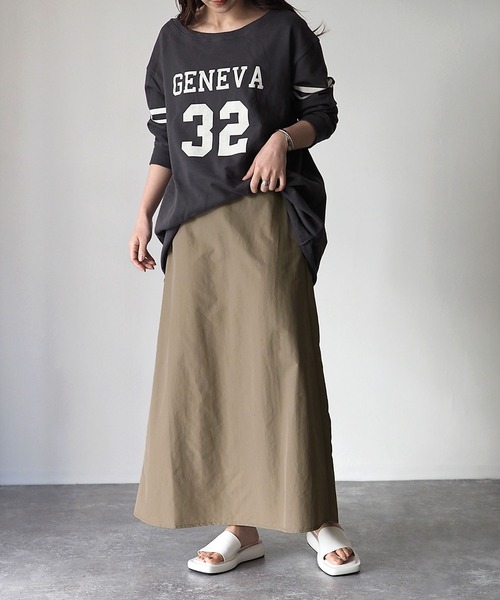 Riberry（リベリー）の「ナイロントラペーズスカート（スカート・レディース・ブラック/グリーン/モカ/アイボリー・MEDIUM）」の8枚目の写真