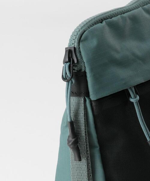 THE NORTH FACE（ザノースフェイス）の「【WEB限定】＜THE NORTH FACE＞ グラム ポーチ M（クラッチバッグ・レディース・ブラック/オリーブ・FREE）」の7枚目の写真