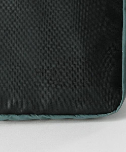 THE NORTH FACE（ザノースフェイス）の「【WEB限定】＜THE NORTH FACE＞ グラム ポーチ M（クラッチバッグ・レディース・ブラック/オリーブ・FREE）」の9枚目の写真