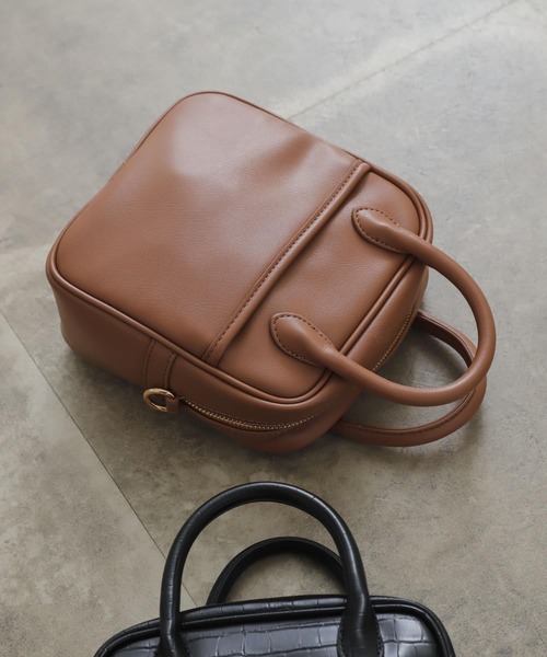 SENSE OF PLACE by URBAN RESEARCH(センスオブプレイスバイアーバンリサーチ)の「スクエアハンドルボストンバッグ(ボストンバッグ・レディース・パープル/ブルー/モカ/ブラック系その他/ブラック・ONE)」の8枚目の写真