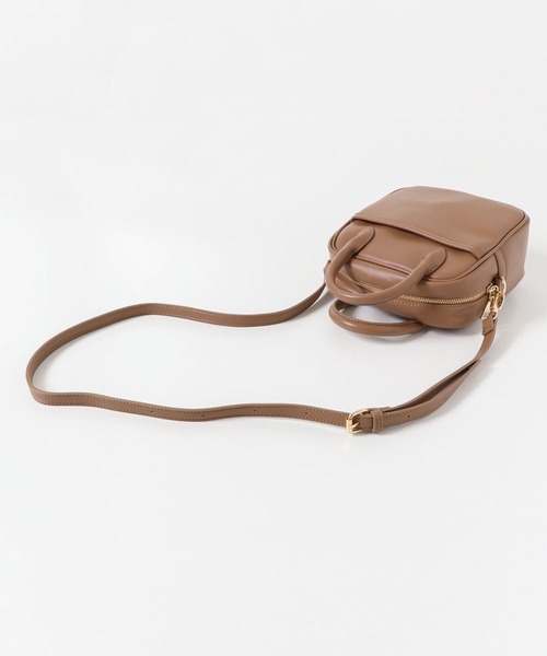 SENSE OF PLACE by URBAN RESEARCH(センスオブプレイスバイアーバンリサーチ)の「スクエアハンドルボストンバッグ(ボストンバッグ・レディース・パープル/ブルー/モカ/ブラック系その他/ブラック・ONE)」の16枚目の写真