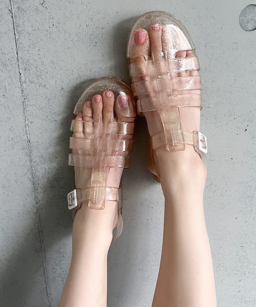 AMOUR BOX（アムールボックス）の「クリアグルカサンダル（サンダル・レディース・ブラック/クリアブラック/シルバー系その他2/ゴールド系その他2・38/39/36/37/40）」の4枚目の写真