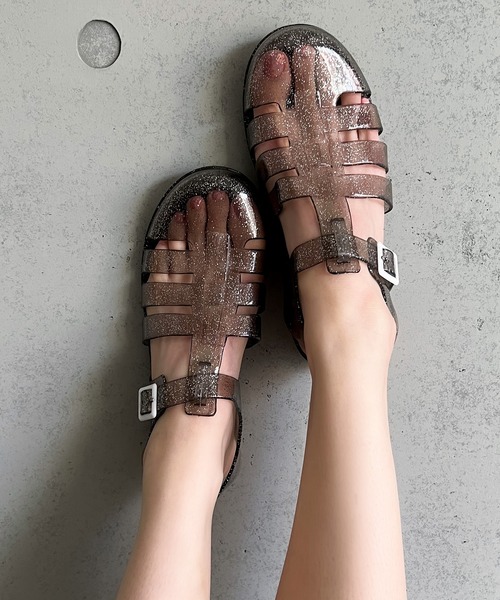 AMOUR BOX（アムールボックス）の「クリアグルカサンダル（サンダル・レディース・ブラック/クリアブラック/シルバー系その他2/ゴールド系その他2・38/39/36/37/40）」の2枚目の写真