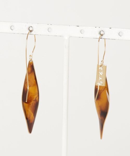The Rule(ザルール)の「The Rule ザルール:Leaf single hook pierced earring:リーフフックピアス(ピアス(両耳用)・レディース・ホワイト/ブラウン/セージグリーン/クリア・FREE)」の5枚目の写真