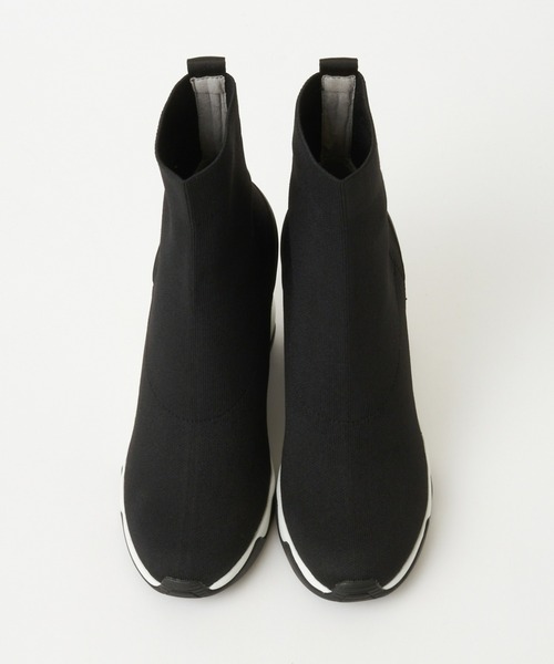 +diana（プラスダイアナ）の「ハイウェッジ ストレッチニットショートブーツ（ブーツ・レディース・ブラック/ブラック×ブラック・22.5cm/23.5cm/24.5cm/25.5cm/23.0cm/24.0cm/25.0cm/22.0cm/21.5cm）」の4枚目の写真