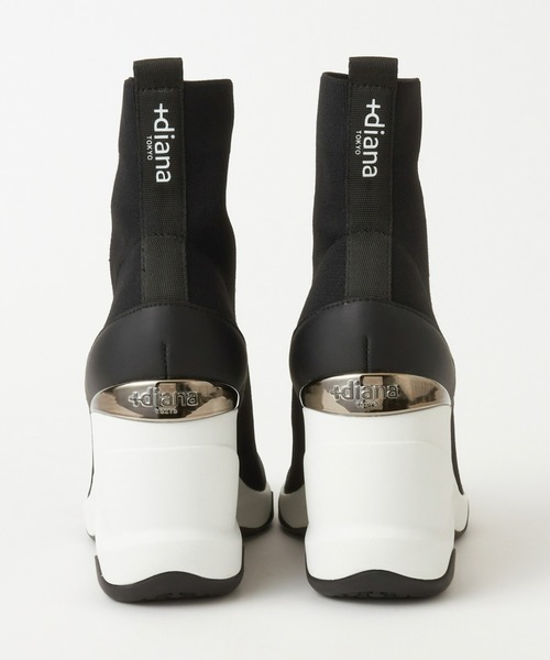 +diana（プラスダイアナ）の「ハイウェッジ ストレッチニットショートブーツ（ブーツ・レディース・ブラック/ブラック×ブラック・22.5cm/23.5cm/24.5cm/25.5cm/23.0cm/24.0cm/25.0cm/22.0cm/21.5cm）」の5枚目の写真