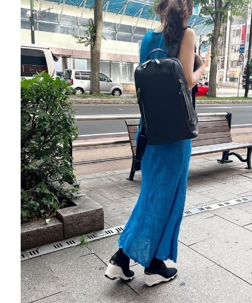 +diana（プラスダイアナ）の「ハイウェッジ ストレッチニットショートブーツ（ブーツ・レディース・ブラック/ブラック×ブラック・22.5cm/23.5cm/24.5cm/25.5cm/23.0cm/24.0cm/25.0cm/22.0cm/21.5cm）」の21枚目の写真