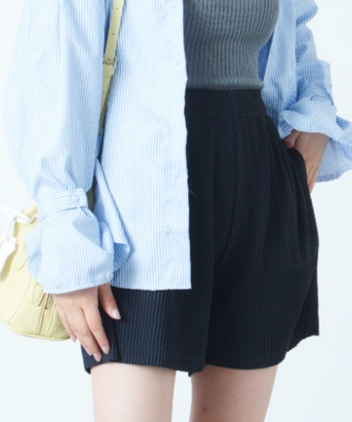MAISON BREEZE(メゾンブリーズ)の「【MAISON BREEZE】細プリーツリラックスワイドショートパンツ SCCH154(その他パンツ・レディース・ブラック/グリーン/ダークグレー/アイボリー・FREE)」の9枚目の写真