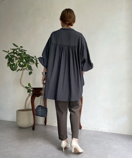 DouDou(ドゥドゥ)の「ボウタイリボンブラウス(シャツ/ブラウス・レディース・チャコールグレー/オフホワイト・FREE)」の21枚目の写真