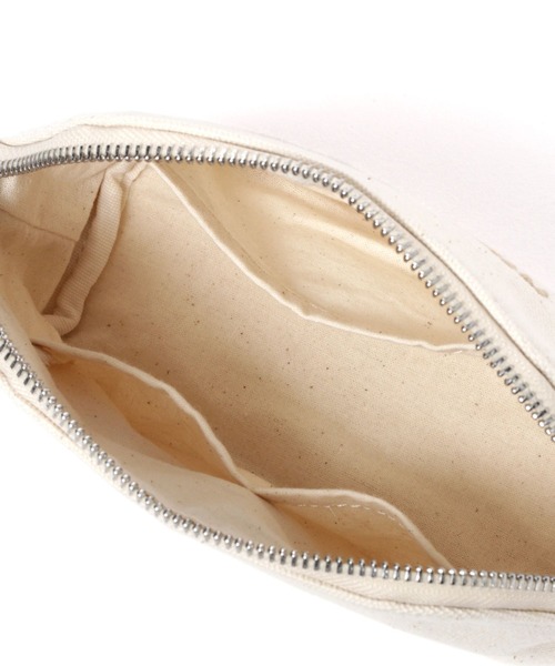 niko and...（ニコアンド）の「オリジナルニコロゴ刺繍ポーチ（ポーチ・レディース・ホワイト/ブラック・0）」の18枚目の写真