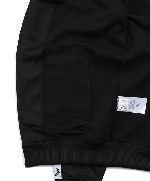 FRED PERRY（フレッドペリー）の「＜FRED PERRY＞ TRACK JKT/アウター（ブルゾン・メンズ・ブラック・SMALL/MEDIUM）」の6枚目の写真