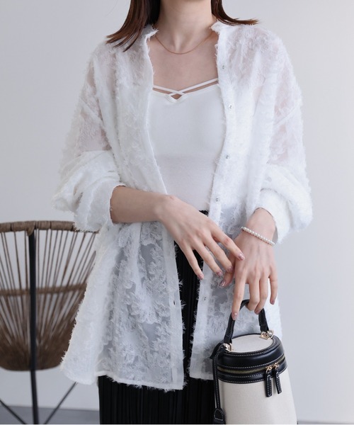 sakishimatokyo(サキシマトーキョー)の「ジャガードフラワーブラウス / シアーブラウス【レディース シャツ/ブラウスランキング1位獲得実績あり】(シャツ/ブラウス・レディース・ブラック/カーキ/ブルー/アイボリー/オフホワイト・M/S)」の19枚目の写真