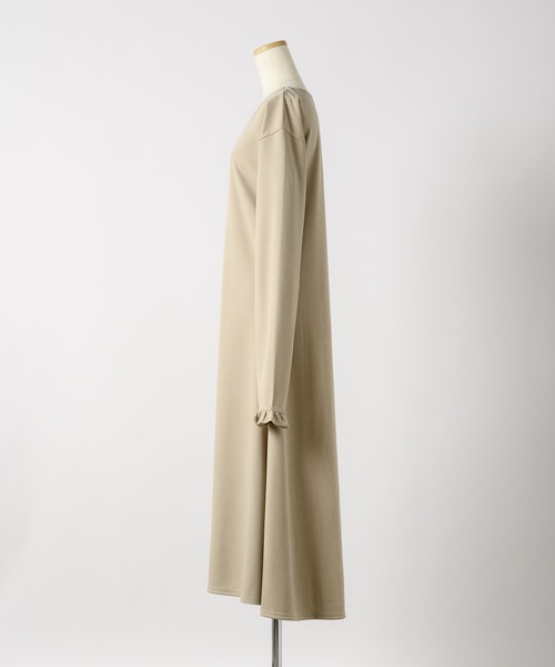 INTER FACTORY（インターファクトリー）の「kally - フレアロングワンピース made in INTER FACTORY（ワンピース・レディース・ベージュ/ブラック・FREE）」の13枚目の写真