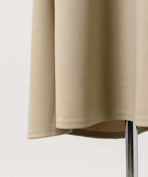 INTER FACTORY（インターファクトリー）の「kally - フレアロングワンピース made in INTER FACTORY（ワンピース・レディース・ベージュ/ブラック・FREE）」の18枚目の写真