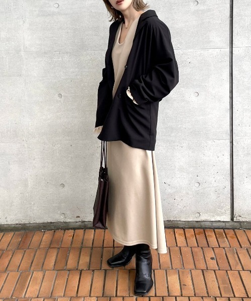 INTER FACTORY（インターファクトリー）の「kally - フレアロングワンピース made in INTER FACTORY（ワンピース・レディース・ベージュ/ブラック・FREE）」の9枚目の写真