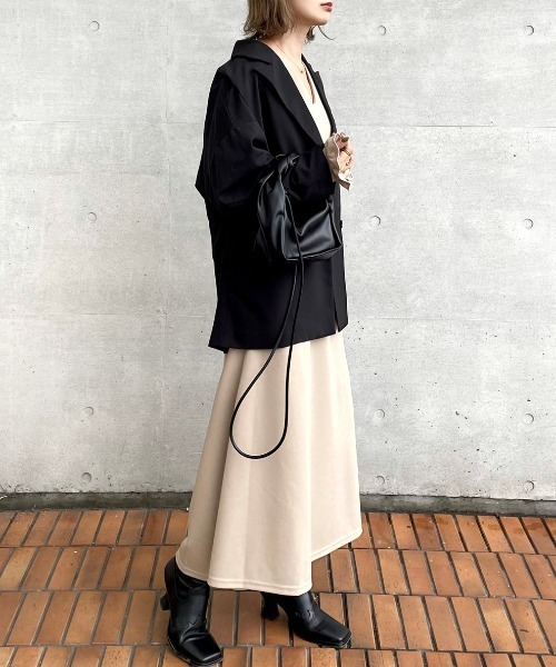 INTER FACTORY（インターファクトリー）の「kally - フレアロングワンピース made in INTER FACTORY（ワンピース・レディース・ベージュ/ブラック・FREE）」の16枚目の写真