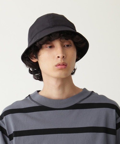 MHL.（エムエイチエル）の「PROOFED COTTON POLYESTER TWILL（ハット・メンズ・グレー系その他3/ベージュ系その他2・FREE）」の2枚目の写真