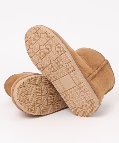 GAP（ギャップ）の「【GAP】 撥水あったかムートン風ブーツ（ブーツ・レディース・ブラック/ブラウン/ベージュ・23.0cm/25.0cm/24.0cm）」の4枚目の写真