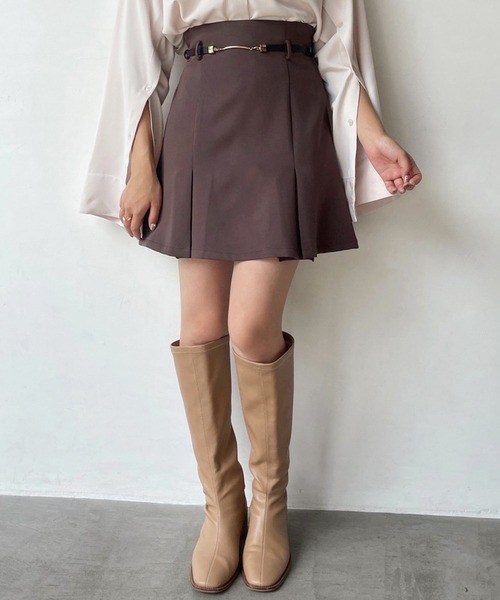 one after another NICE CLAUP(ワンアフターアナザーナイスクラップ)の「シルエットがきれいなベルト付きフレアミニスカート(スカート・レディース・ブラック/モカ/ブラック系その他/チェック・FREE)」の3枚目の写真