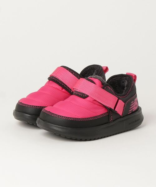 NEW BALANCE(ニューバランス)の「CRVN MOC v2(スニーカー・キッズ・ブラック/ネイビー系1/ピンク系その他・21.0cm/23.0cm/18.0cm/17.0cm/19.0cm/22.0cm/20.0cm)」の1枚目の写真