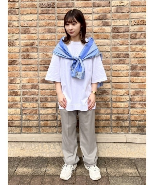 GAP(ギャップ)の「ミニGAPロゴ オーバーサイズTシャツ(ユニセックス)(Tシャツ/カットソー・メンズ・ブルー系その他/ネイビー/ホワイト/ブラウン系その他/ライラック/ブラック・XS/S/M/L/XL/XXS)」の12枚目の写真