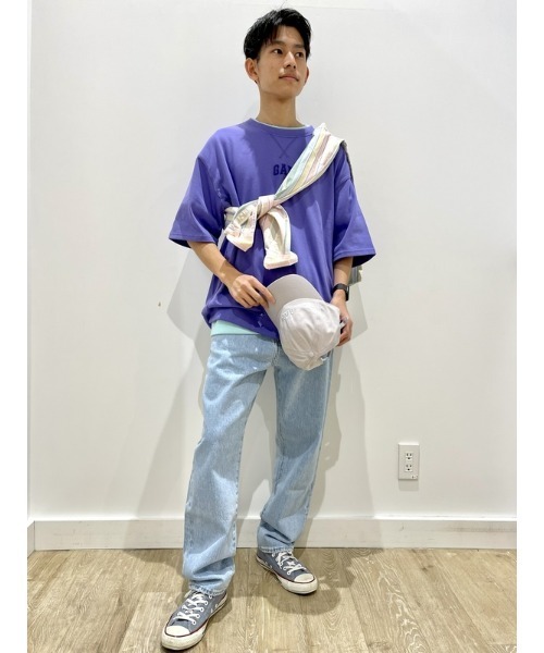 GAP(ギャップ)の「ミニGAPロゴ オーバーサイズTシャツ(ユニセックス)(Tシャツ/カットソー・メンズ・ブルー系その他/ネイビー/ホワイト/ブラウン系その他/ライラック/ブラック・XS/S/M/L/XL/XXS)」の18枚目の写真