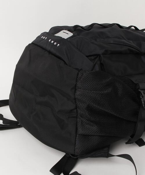 THE NORTH FACE(ザノースフェイス)の「ザ ノース フェイス THE NORTH FACE Hot Shot_ホットショット(バックパック/リュック・メンズ・その他・ONE SIZE)」の2枚目の写真