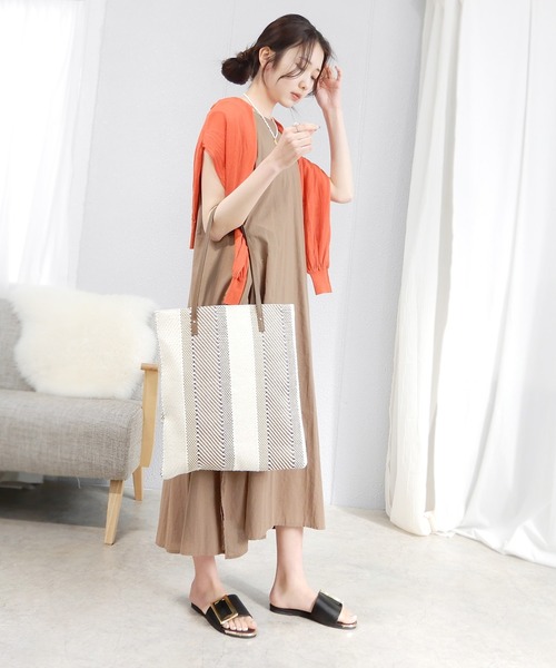 minia（ミニア）の「ビッグバックルフラットサンダル（サンダル・レディース・ブラック/ブラウン/イエロー/ゼブラ・S/M/L/LL）」の19枚目の写真