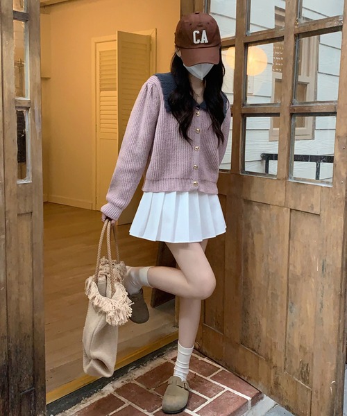 Girly Doll(ガーリードール)の「バイカラー襟付きニットカーディガン(カーディガン/ボレロ・レディース・ベージュ/ライトピンク/ピンク/グレー・F)」の5枚目の写真