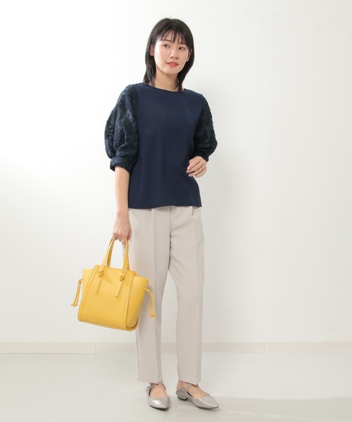 IKKA LOUNGE(イッカラウンジ)の「袖オーガンジー切り替えブラウス(シャツ/ブラウス・レディース・ライラック/ネイビー・L/M)」の8枚目の写真