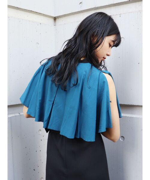 MURUA(ムルーア)の「ハーフスリーブブラウス(シャツ/ブラウス・レディース・ホワイト/ブラック・FREE)」の14枚目の写真