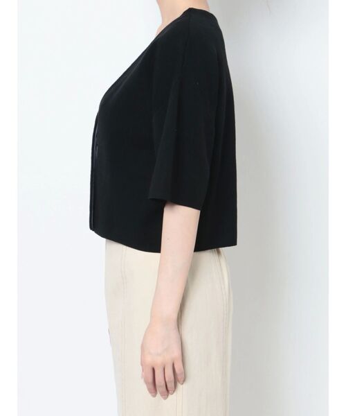 LAGUNAMOON（ラグナムーン）の「ショートフォルムニットカーディガン（カーディガン/ボレロ・レディース・アイボリー/ブラック・FREE）」の8枚目の写真