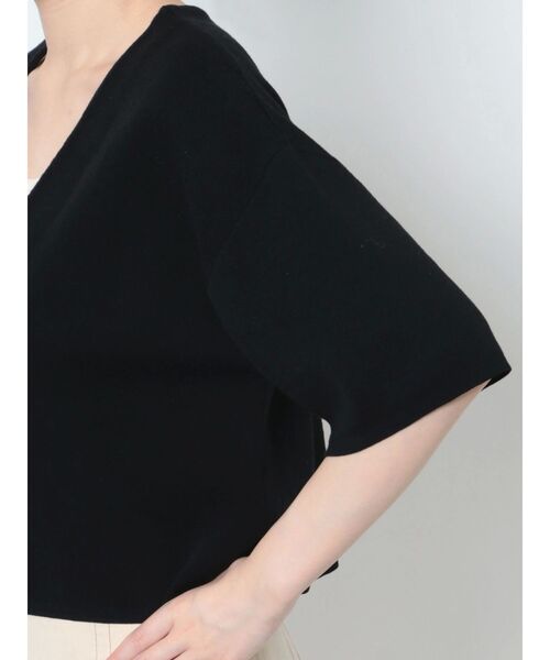 LAGUNAMOON（ラグナムーン）の「ショートフォルムニットカーディガン（カーディガン/ボレロ・レディース・アイボリー/ブラック・FREE）」の11枚目の写真