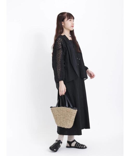 Samansa Mos2(サマンサ モスモス)の「スクエアレースノースリーブ(タンクトップ・レディース・ベージュ/ブラック/オフホワイト・フリ-)」の12枚目の写真