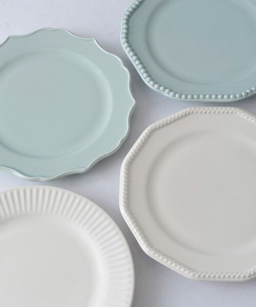 BRUNO（ブルーノ）の「セラミックプレートセットΦ21＋母の日限定メッセージカード（食器・レディース・グリーン/ホワイト・ﾌﾘ-）」の4枚目の写真