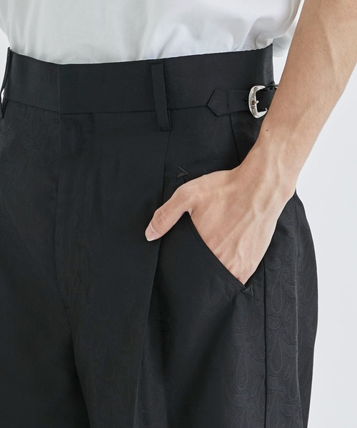 TOGA(トーガ)の「Paisley jacquard short pants(その他パンツ・メンズ・ブラック・L/M)」の4枚目の写真