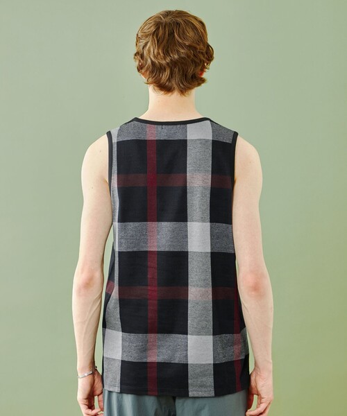 BLACK LABEL CRESTBRIDGE(ブラックレーベル・クレストブリッジ)の「【WEB限定】ブラックチェックタンクトップ(Tシャツ/カットソー・メンズ・チャコールグレー・XL/L/M)」の3枚目の写真