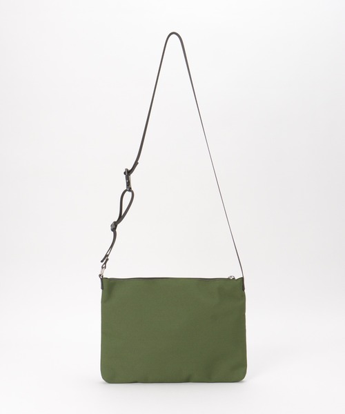 UNIVERSAL OVERALL（ユニバーサルオーバーオール）の「UNIVERSAL OVERALL ユニバーサルオーバーオール 撥水サコッシュ（ショルダーバッグ・メンズ・ブラック/オリーブ/ベージュ・FREE）」の15枚目の写真