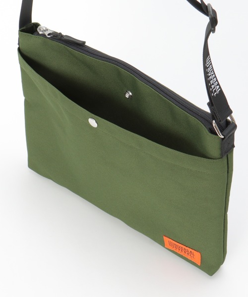 UNIVERSAL OVERALL（ユニバーサルオーバーオール）の「UNIVERSAL OVERALL ユニバーサルオーバーオール 撥水サコッシュ（ショルダーバッグ・メンズ・ブラック/オリーブ/ベージュ・FREE）」の16枚目の写真