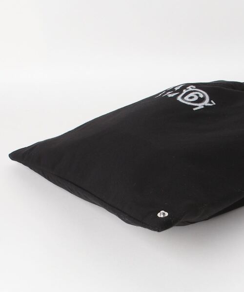 MM6 Maison Margiela（ｴﾑｴﾑｼｯｸｽ ﾒｿﾞﾝ ﾏﾙｼﾞｪﾗ）の「SMALL JAPANESE HANDBAG（トートバッグ・レディース・ブラック・ONE SIZE）」の5枚目の写真