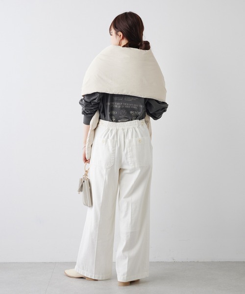 PUAL CE CIN（ピュアルセシン）の「【2023AW】ダウンストール（ストール/ショール・レディース・アイボリー/サックスブルー/ブラック・FREE）」の4枚目の写真