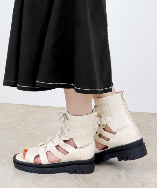 LOVEHUNTER（ラブハンター）の「+5cm 軽量厚底 バックジップ グラディエーター レースアップ ブーツサンダル（サンダル・レディース・ブラック/アイボリー・S/M/3L/L/LL）」の8枚目の写真