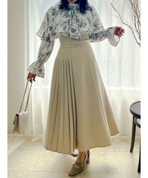 dazzlin（ダズリン）の「グロッシーケープフリルタイブラウス（シャツ/ブラウス・レディース・イエロー/ピンク/アイボリー/グレー・FREE）」の12枚目の写真