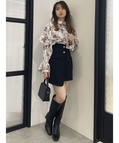 dazzlin（ダズリン）の「グロッシーケープフリルタイブラウス（シャツ/ブラウス・レディース・イエロー/ピンク/アイボリー/グレー・FREE）」の22枚目の写真