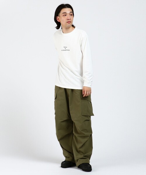 BEAMS HEART（ビームスハート）の「BEAMS HEART / 裏毛 ダンボール ロングスリーブ Tシャツ（Tシャツ/カットソー・メンズ・グレー/ブラウン系その他2/ホワイト・MEDIUM/LARGE/SMALL）」の9枚目の写真
