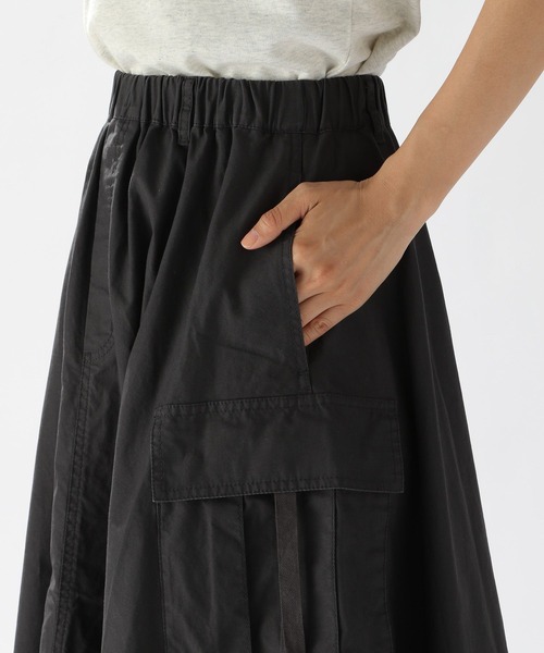 niko and...（ニコアンド）の「ストリングカーゴフレアスカート（スカート・レディース・アイボリー/チャコール/カーキ・LARGE/MEDIUM）」の15枚目の写真