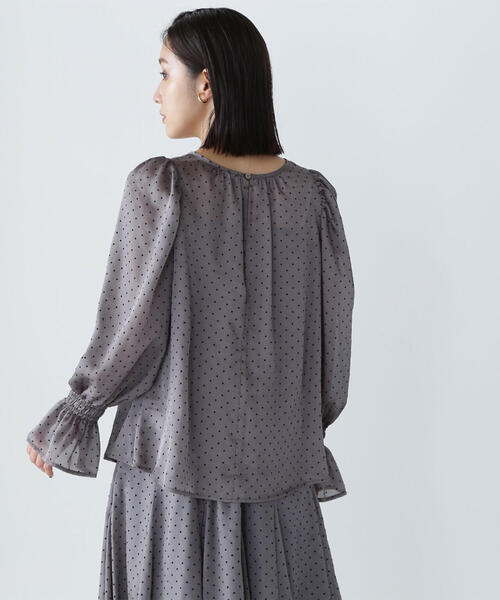 NATURAL BEAUTY BASIC（ナチュラルビューティーベーシック）の「◇フロッキードットブラウス＆スカート（シャツ/ブラウス・レディース・ブラウン系その他/ピンク系その他/グレー系その他・SMALL/MEDIUM）」の11枚目の写真