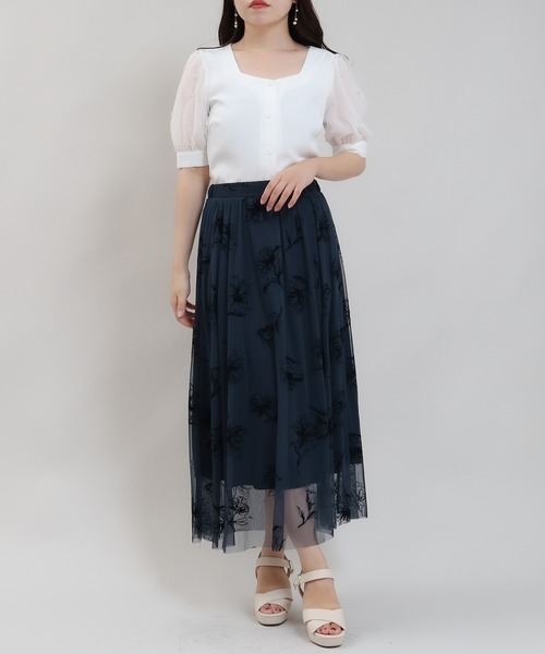 ASTORIA ODIER（アストリアオディール）の「花柄フロッキーチュールスカート（スカート・レディース・アイボリー/ネイビー・MEDIUM）」の16枚目の写真