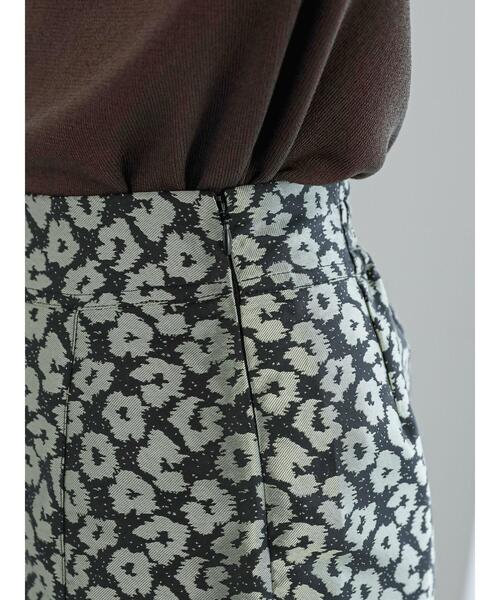 Te chichi(テチチ)の「レオパードジャカードナロースカート(スカート・レディース・ブラック/グレー・F)」の11枚目の写真