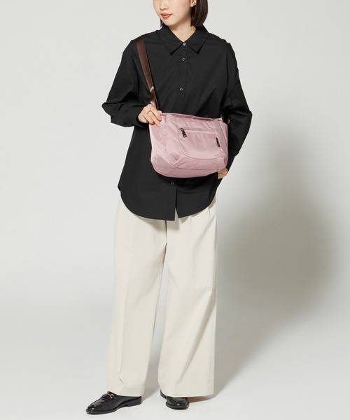 Y'SACCS（イザック）の「【Y’SACCS vous et】ラウンドショルダー（ショルダーバッグ・レディース・グレー/マスタード/ライトピンク/カーキ/ライトブルー/ブラック/グリーン・FREE）」の13枚目の写真